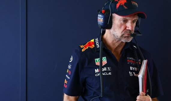 Red Bull подтвердила уход Эдриан Ньюи.